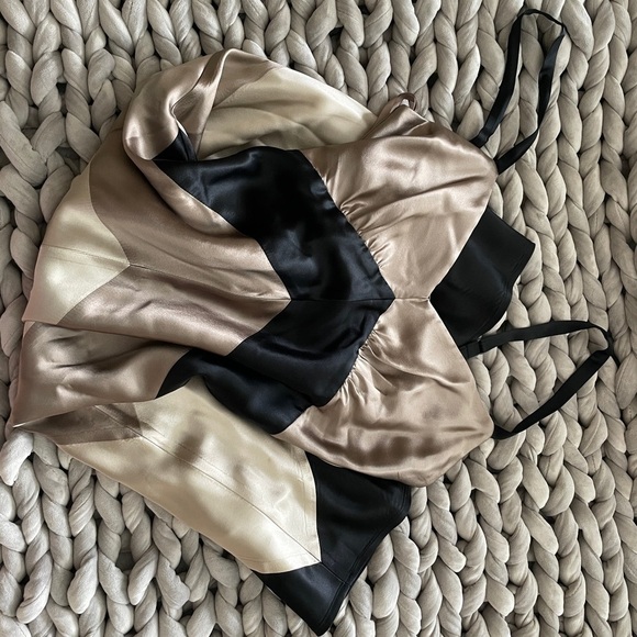 Like New - BCBGMaxAzria Silk Chevron Slip Dress - Picture 4 of 7